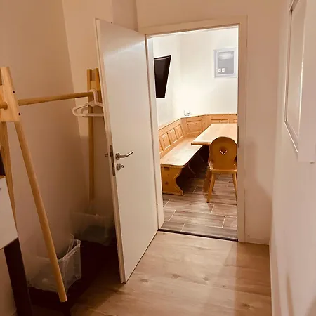 Apartment Felix Living 8, Modern & Cozy, 3 Zimmer, Balkon, Parkplatz